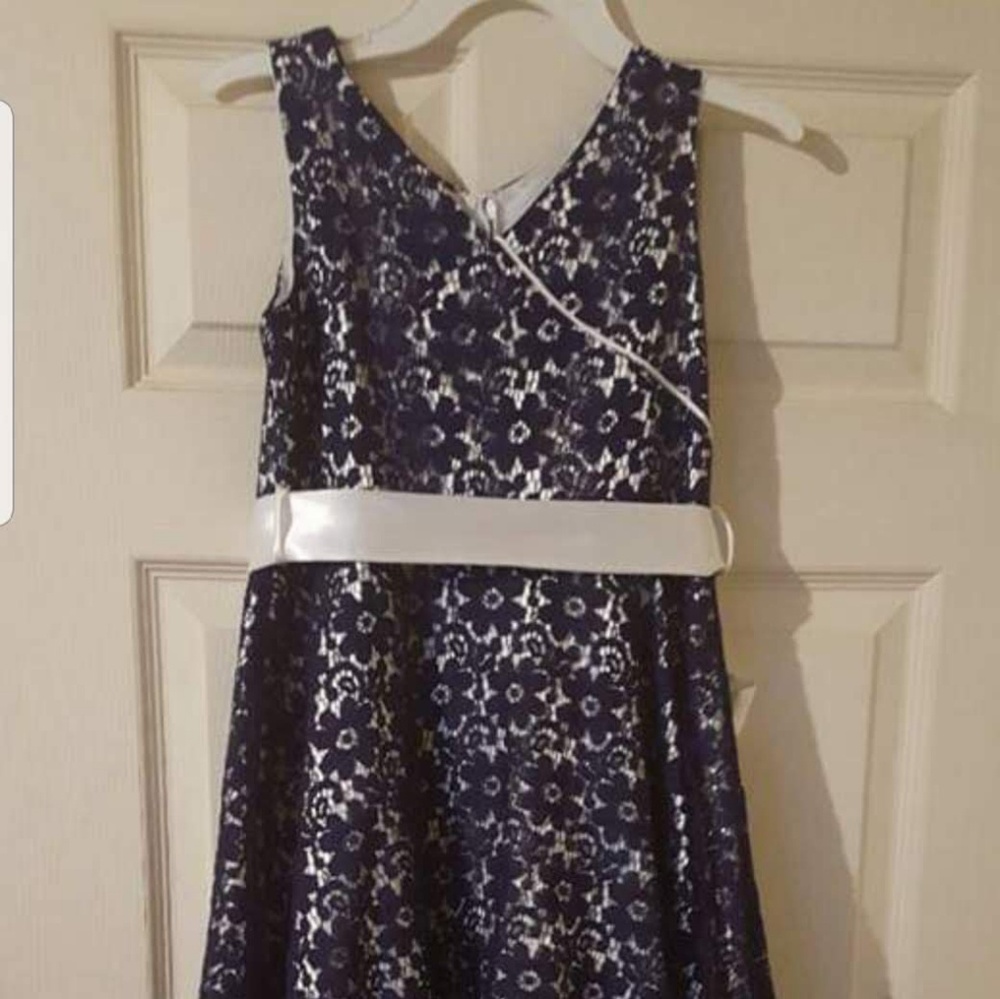 Girls party dress